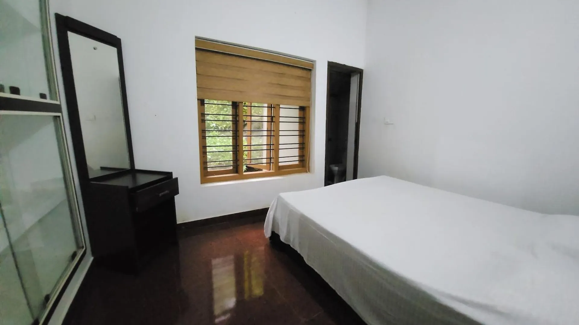 Tariyod One Love Banasura Farm Resort 0*,  הודו